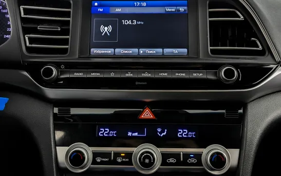 Hyundai Elantra 2.00 Автоматическая, фото №1