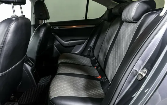 Skoda Octavia 1.80 Робот, фото №1