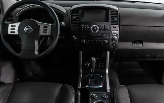 Nissan Pathfinder 3.00 Автоматическая, фото №1