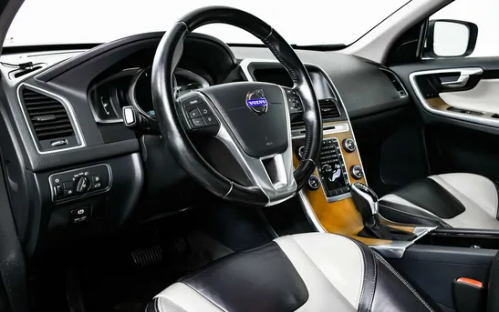 Volvo XC60 2.40 Автоматическая, фото №1