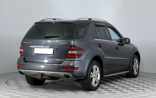 Mercedes-Benz M-Класс 3.00 Автоматическая, фото №1