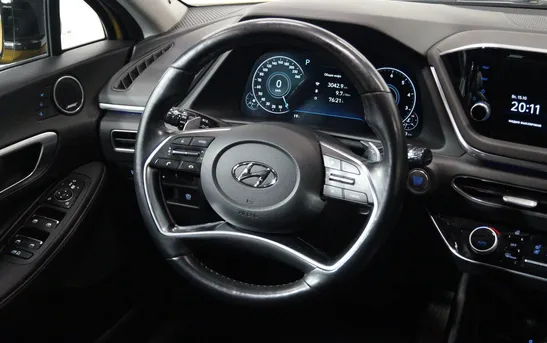 Hyundai Sonata 2.50 Автоматическая, фото №1