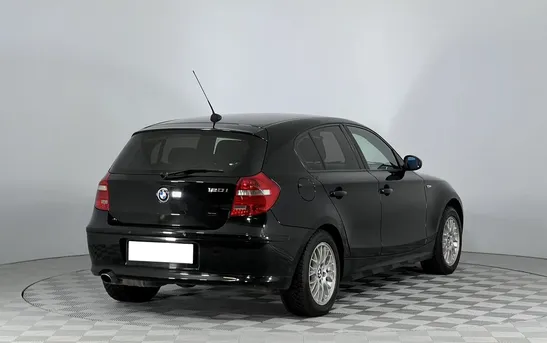 BMW 1 серии 2.00 Автоматическая, фото №1