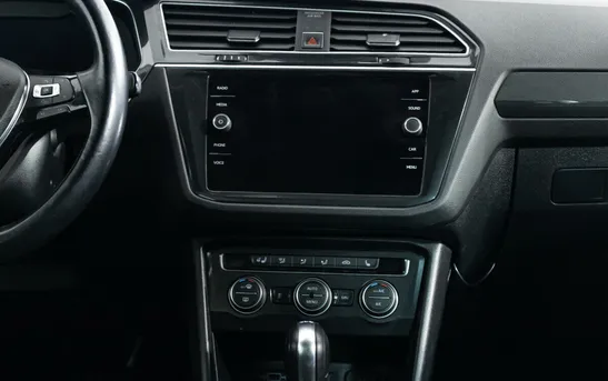 Volkswagen Tiguan 2.00 Робот, фото №1