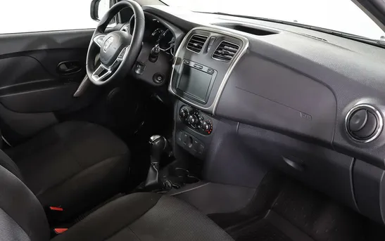 Renault Logan 1.60 Автоматическая, фото №1