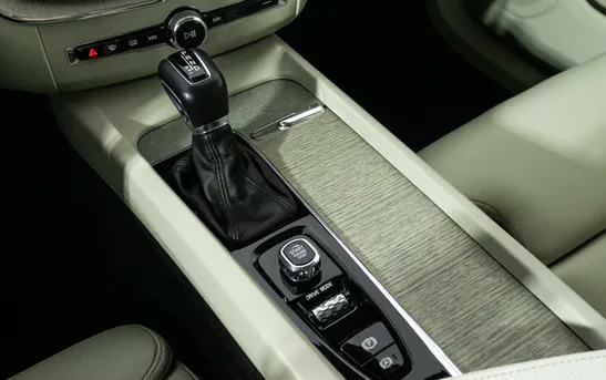 Volvo XC60 2.00 Автоматическая, фото №1