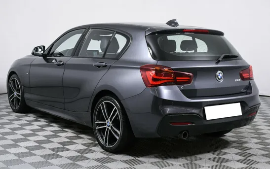 BMW 1 серии 1.50 Автоматическая, фото №1