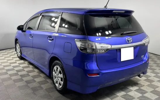 Toyota Wish 1.80 Вариатор, фото №1