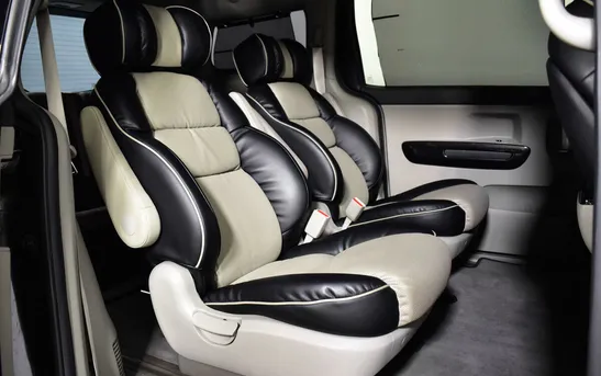 Kia Carnival 2.20 Автоматическая, фото №1