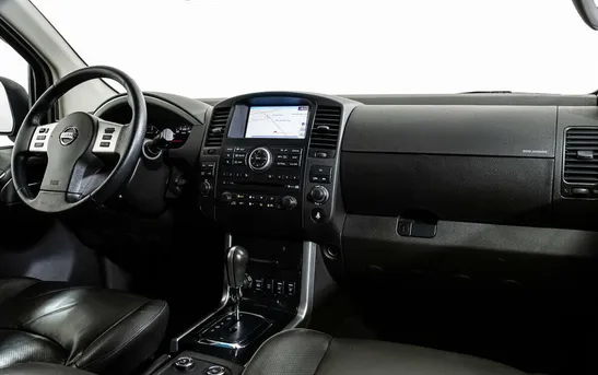 Nissan Pathfinder 3.00 Автоматическая, фото №1