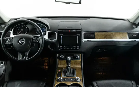 Volkswagen Touareg 3.00 Автоматическая, фото №1