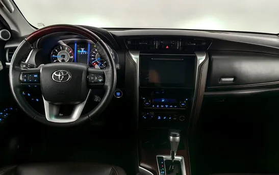 Toyota Fortuner 2.80 Автоматическая, фото №1