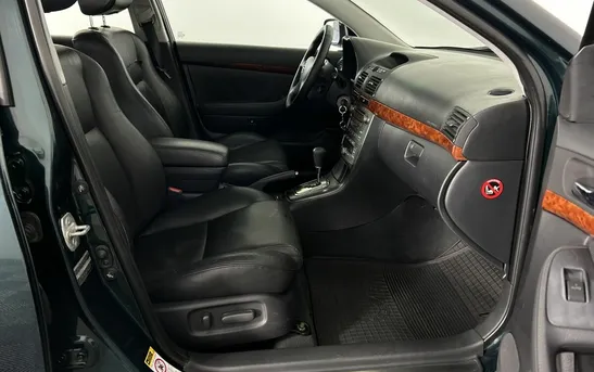Toyota Avensis 2.40 Автоматическая, фото №1