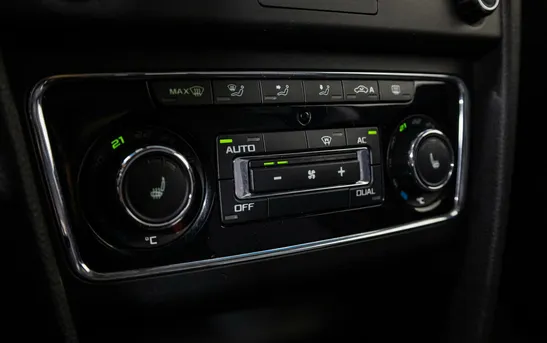 Skoda Superb 1.80 Робот, фото №1