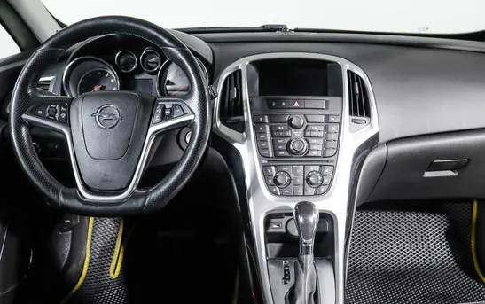 Opel Astra 1.40 Автоматическая, фото №1