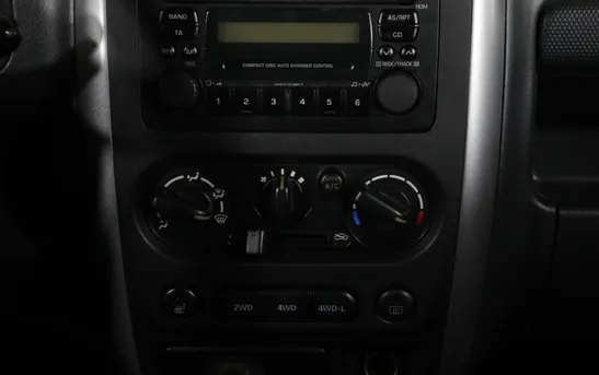 Suzuki Jimny 1.30 Автоматическая, фото №1