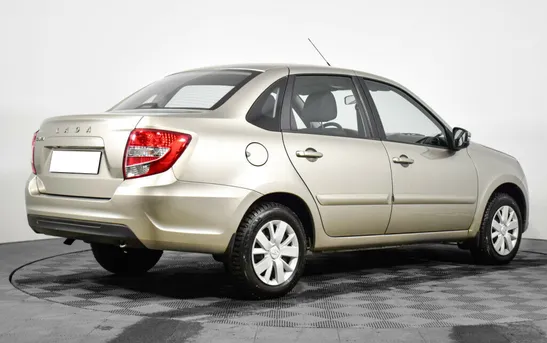Lada (ВАЗ) Granta 1.60 Механика, фото №1