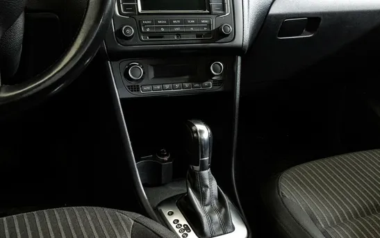 Volkswagen Polo 1.60 Автоматическая, фото №1