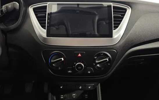 Hyundai Solaris 1.60 Механика, фото №1