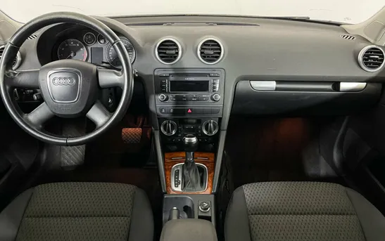 Audi A3 1.40 Робот, фото №1