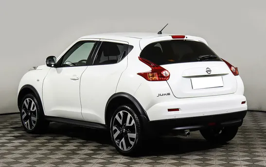 Nissan Juke 1.60 Вариатор, фото №1