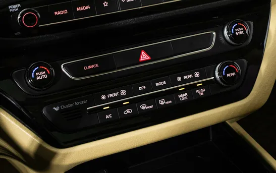 Kia Carnival 2.20 Автоматическая, фото №1