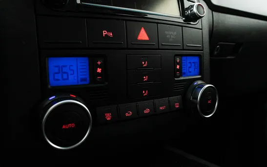 Volkswagen Touareg 2.50 Автоматическая, фото №1