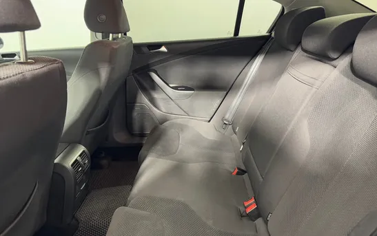 Volkswagen Passat 1.80 Робот, фото №1