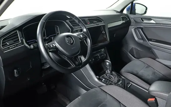 Volkswagen Tiguan 2.00 Робот, фото №1