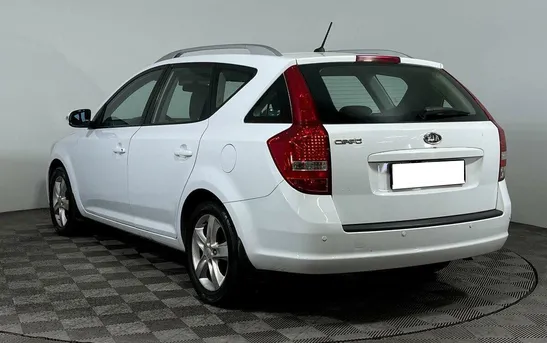 Kia Ceed 1.60 Автоматическая, фото №1