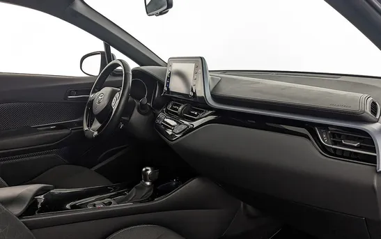 Toyota C-HR 2.00 Вариатор, фото №1
