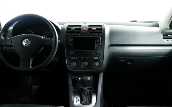Volkswagen Golf 1.60 Автоматическая, фото №1