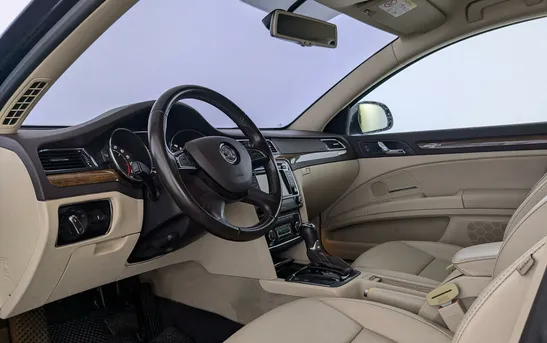 Skoda Superb 2.00 Робот, фото №1