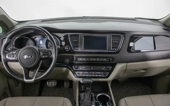 Kia Carnival 2.20 Автоматическая, фото №1