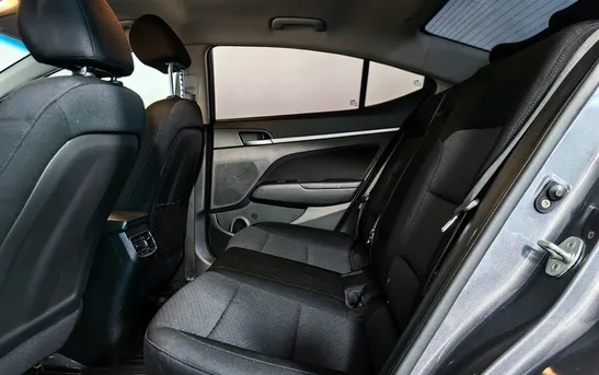 Hyundai Elantra 1.60 Автоматическая, фото №1