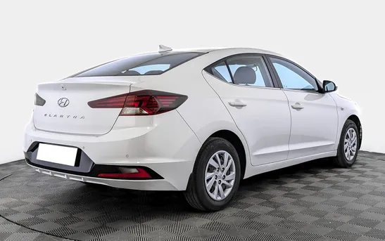Hyundai Elantra 1.60 Автоматическая, фото №1