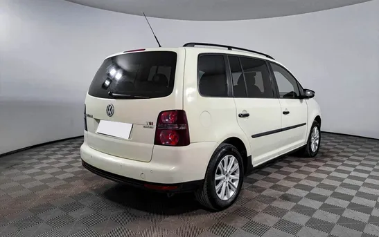 Volkswagen Touran 1.40 Робот, фото №1