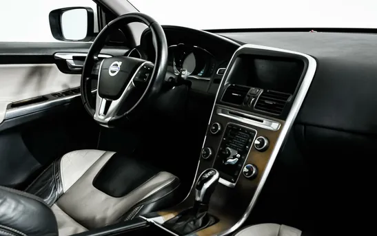 Volvo XC60 2.40 Автоматическая, фото №1