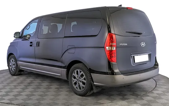 Hyundai H-1 2.50 Автоматическая, фото №1