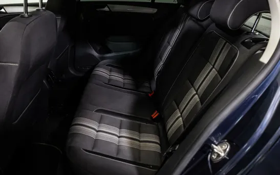 Volkswagen Golf 1.60 Робот, фото №1