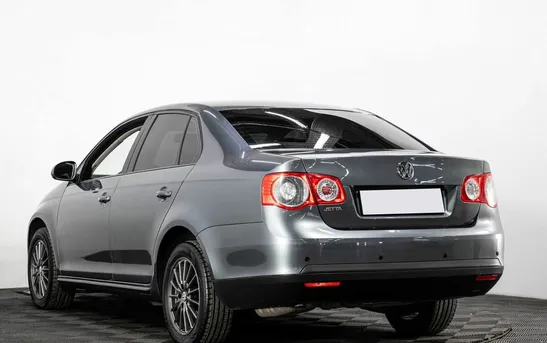 Volkswagen Jetta 1.60 Автоматическая, фото №1