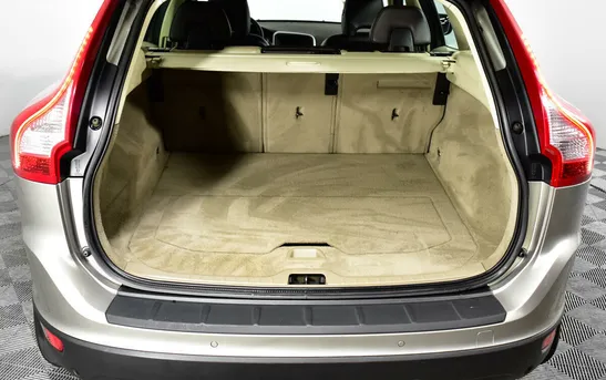 Volvo XC60 2.40 Автоматическая, фото №1