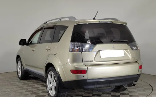 Mitsubishi Outlander 2.40 Механика, фото №1