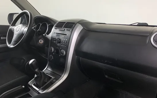 Suzuki Grand Vitara 2.00 Механика, фото №1