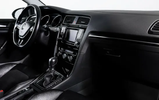 Volkswagen Golf 1.40 Робот, фото №1