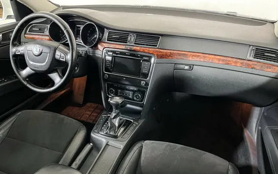 Skoda Superb 2.00 Робот, фото №1