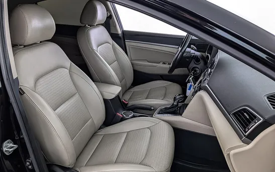 Hyundai Elantra 2.00 Автоматическая, фото №1