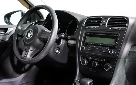 Volkswagen Golf 1.60 Робот, фото №1