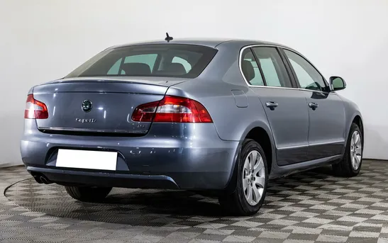 Skoda Superb 1.80 Робот, фото №1