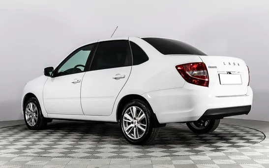 Lada (ВАЗ) Granta 1.60 Механика, фото №1